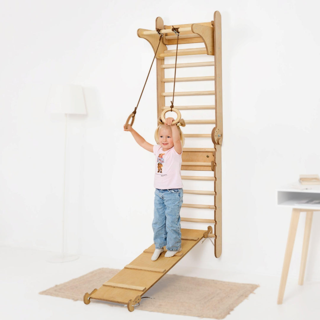 Goodevas Schwedenleiter aus Holz für Kinder - Montessori Kletterwand Indoor Klettergerüst für Kleinkinder - Sprossenwand Kinderzimmer für Kinder Beige